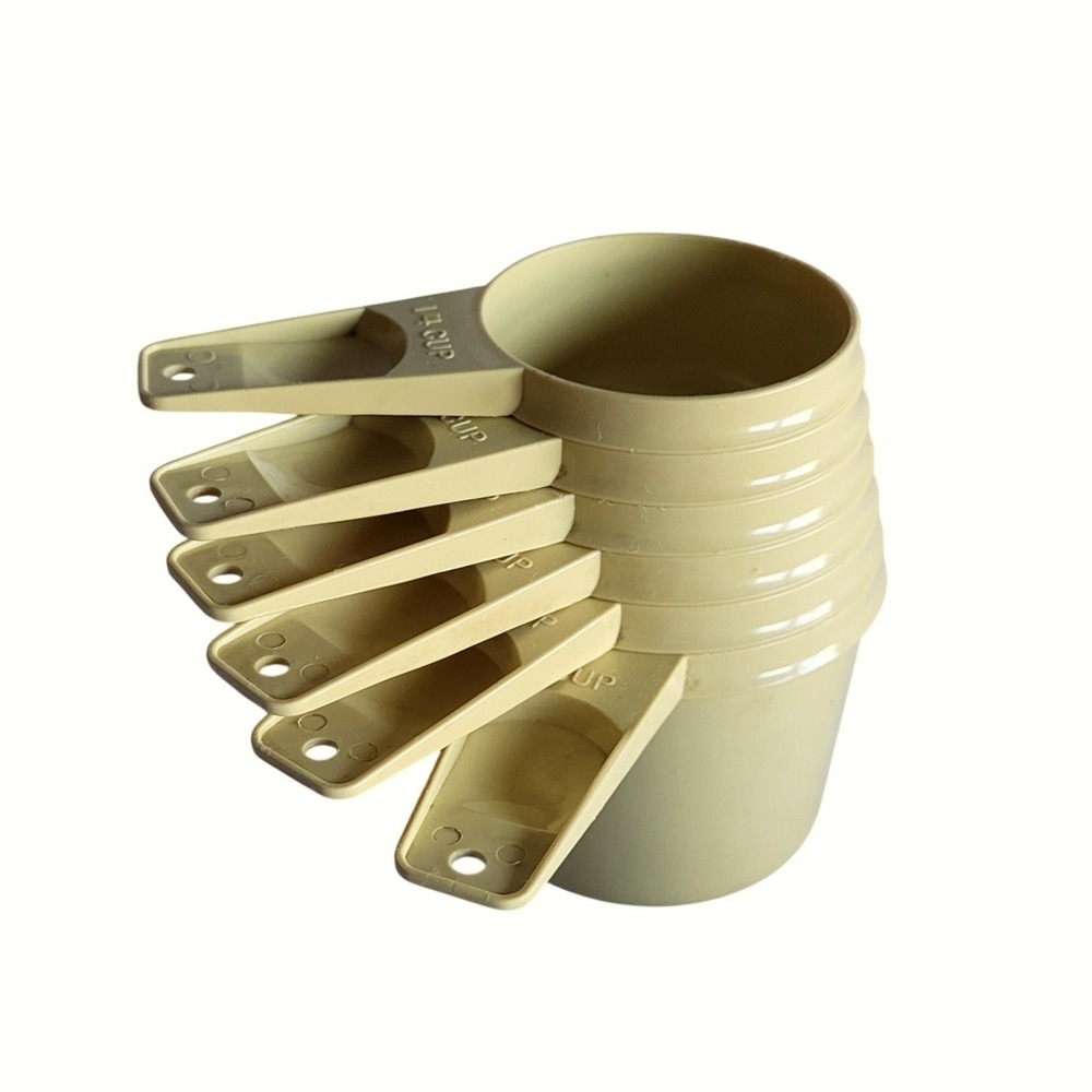 Vintage Set of‎ 6 Tupperware Harvest Gold Nesting Measuring Cups Complete EUC
